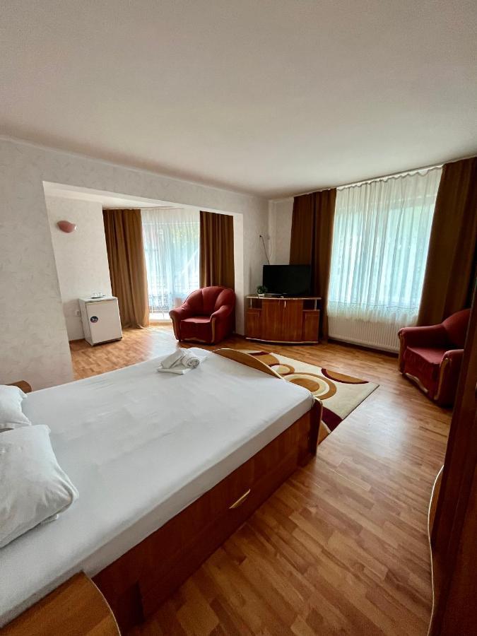 Pensiunea Orhideea Băile Herculane Exterior foto